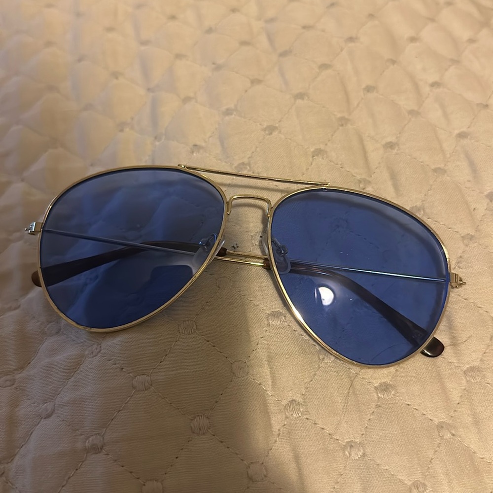 Blue Aviator Sunglasses